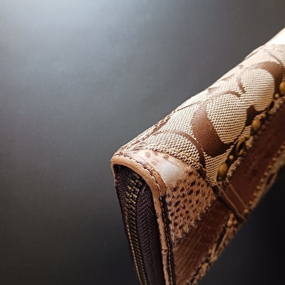 FINAL SALE! Coach Patchwork Animal Print Large Long Zip Wallet - Picture 5 of 13